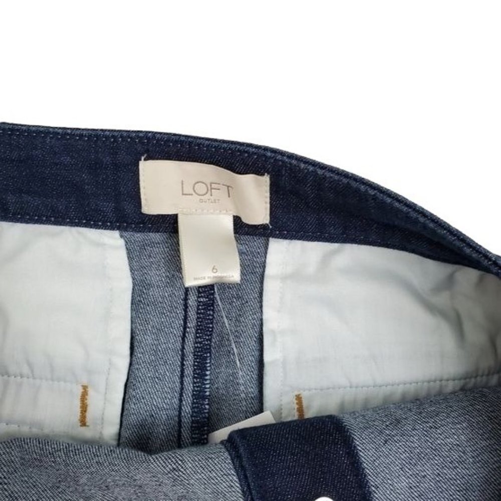 Loft Dark Wash button Fly Wrap front jean skirt Womens Size 6 New - Picture 3 of 5